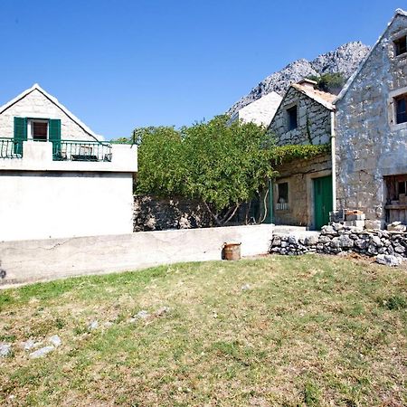 House Tina Villa โอมิช ภายนอก รูปภาพ